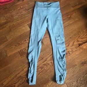 LULULEMON inner glow leggings